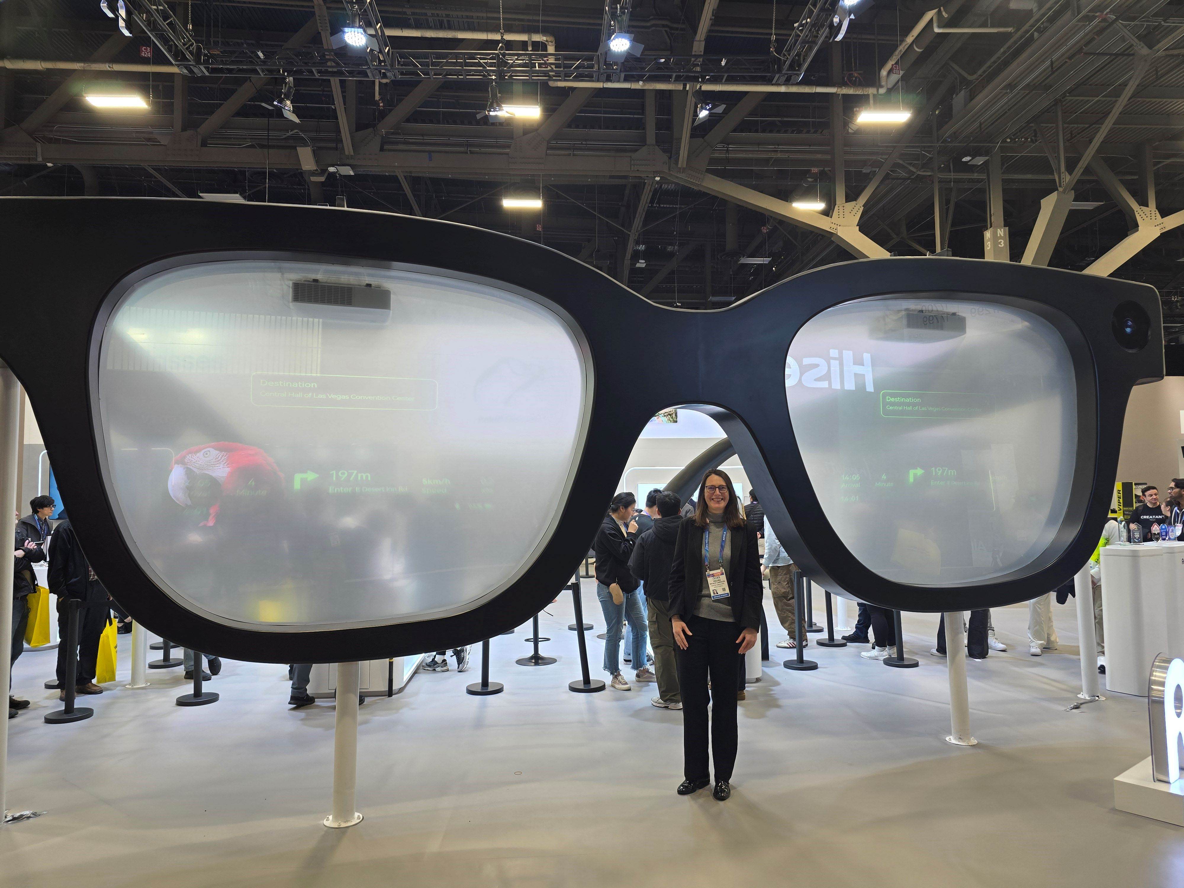 CES 2026 : Où l’IA devient pratique, les robots deviennent réels et les lunettes volent la vedette